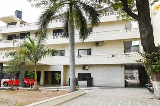 Кота: Hotel Surpin Palace
