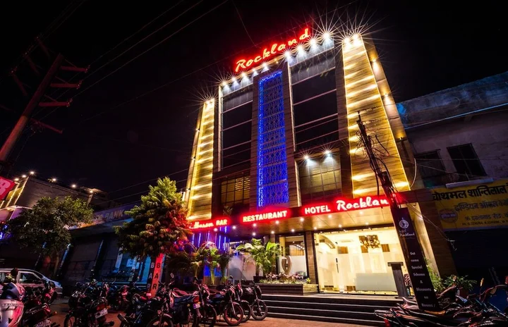 Кота: Hotel Rockland