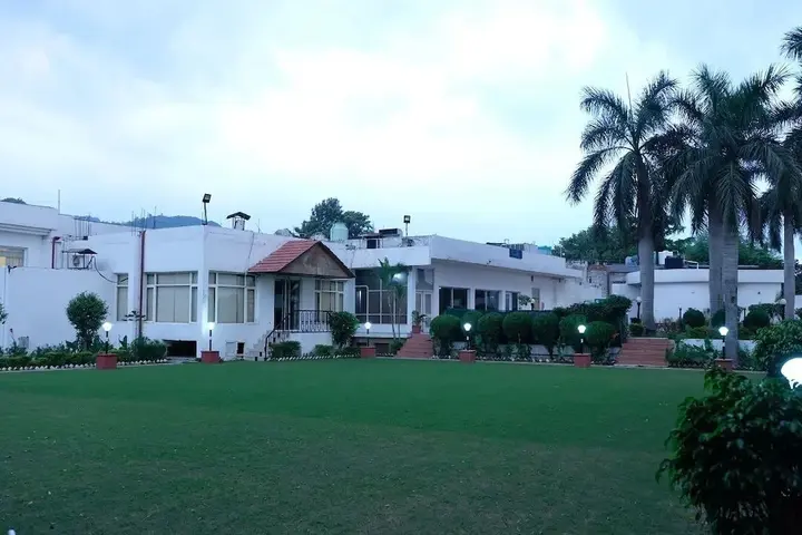 Кала Амб: Black Mango Resort
