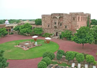 Луни: Fort Chanwa