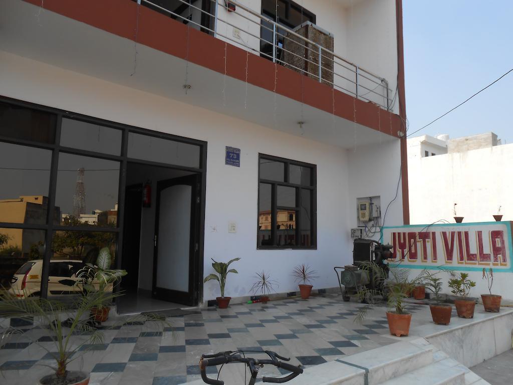 Агра: Hotel Jyoti Villa