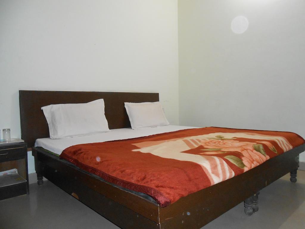 Агра: Hotel Jyoti Villa