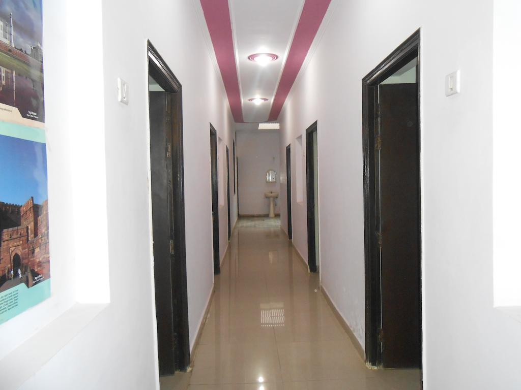 Агра: Hotel Jyoti Villa