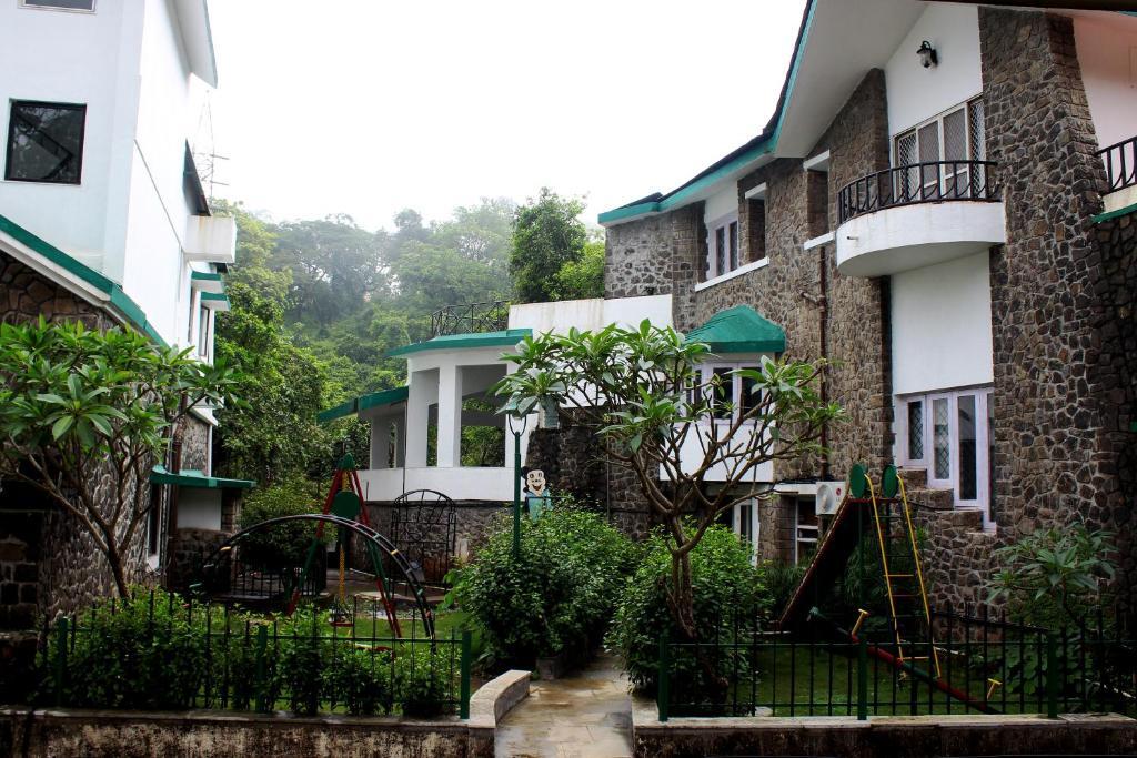 Velvet County Resort — фото 1