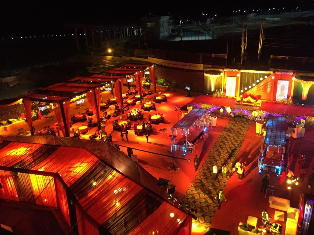 Катра: The Altruist AMR Hotel