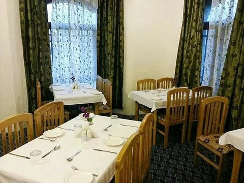 Шринагар: Hotel Harwan Resorts