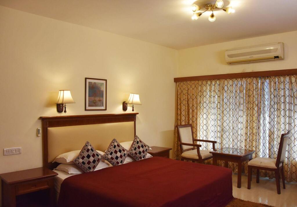 Игатпури: Camel Valley Resort & Spa