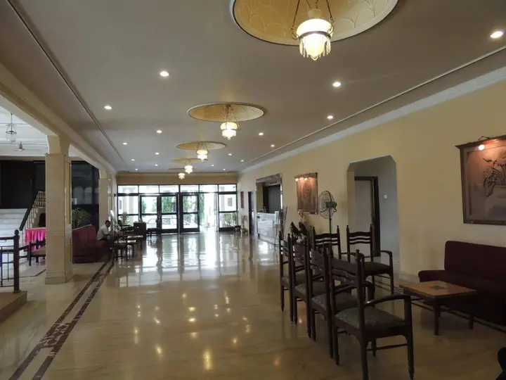Варанаси: Diamond Hotel