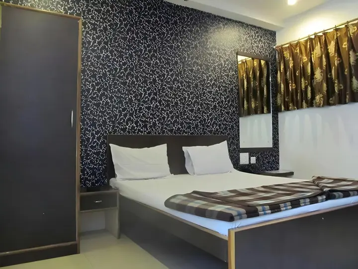 Кота: Hotel Meera Inn