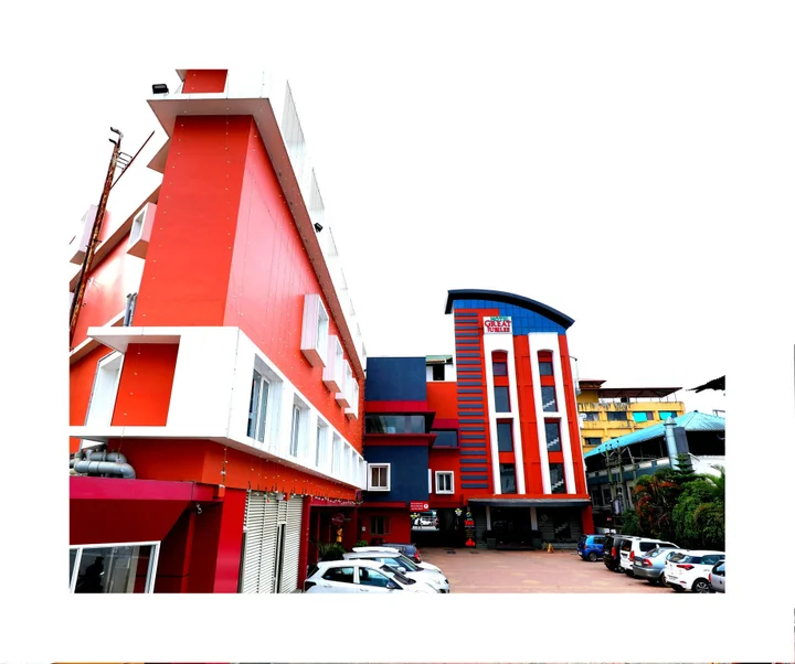 Султан-Батери: Hotel Great Jubliee