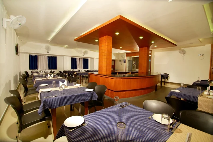 Султан-Батери: Hotel Great Jubliee