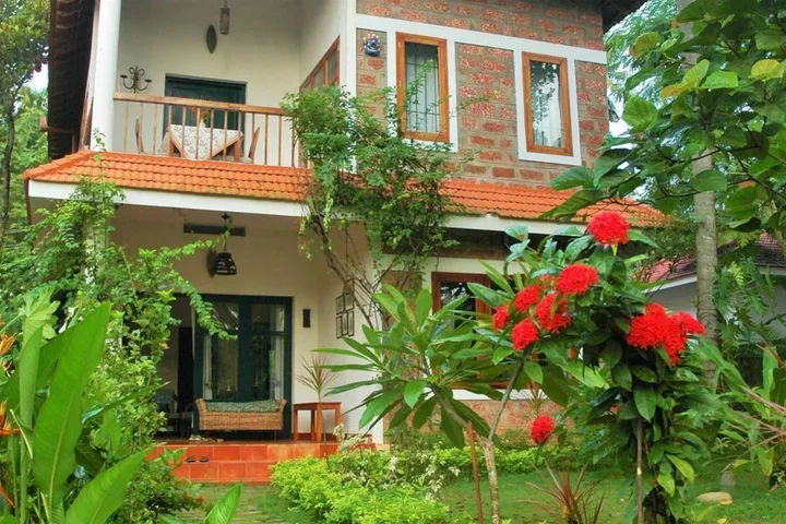 Варкала: Villa Akasa