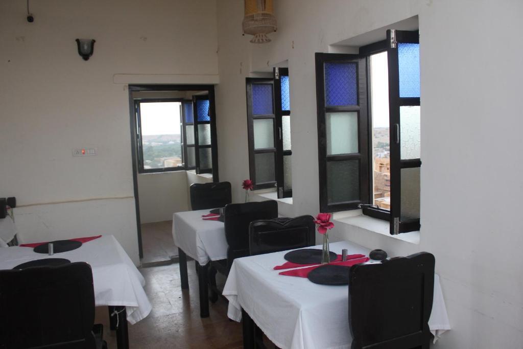 Джайсалмер: Hotel Shahi Garh