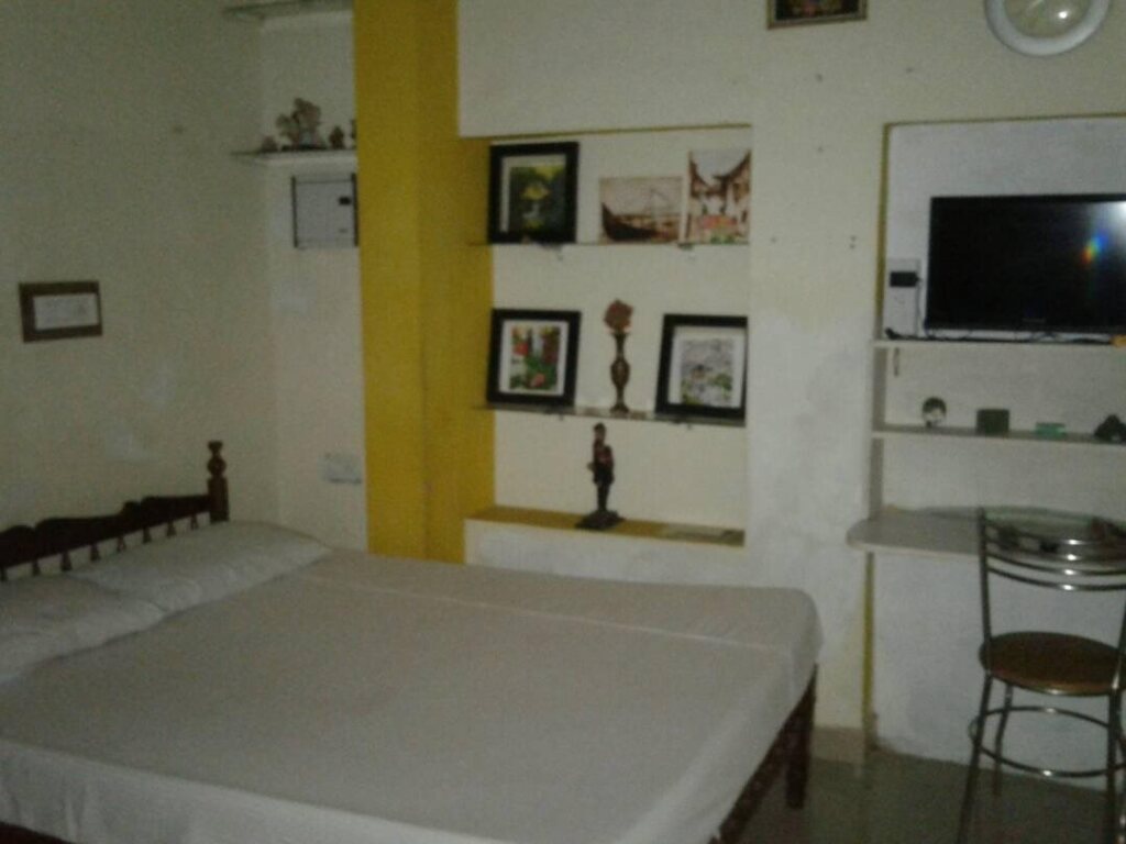 Коччи: Allan's Inn