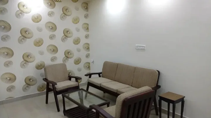 Бангалор: Lake Habitat Serviced Apartments