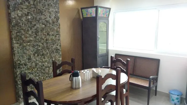 Бангалор: Lake Habitat Serviced Apartments