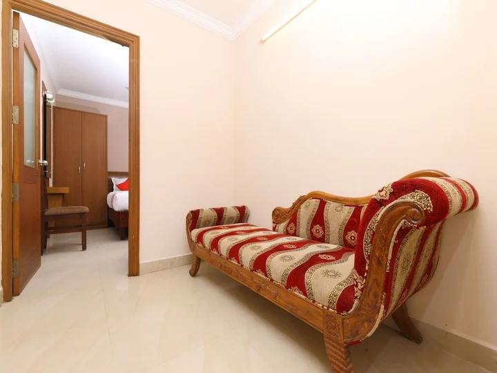 Ченнаи: OYO 15963 City Manor