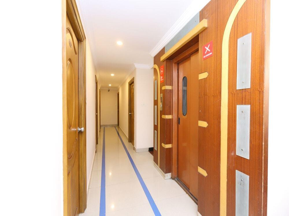 Ченнаи: OYO 15963 City Manor