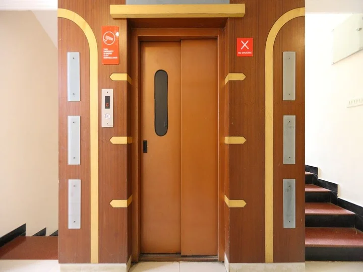 Ченнаи: OYO 15963 City Manor