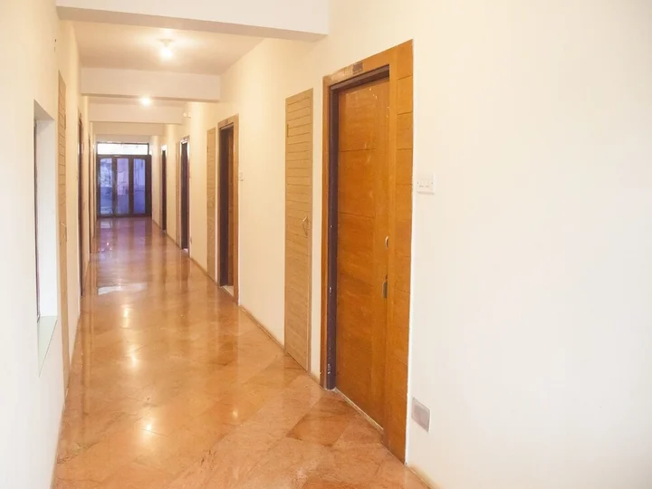 Ути: Hotel Nilgiris Inn