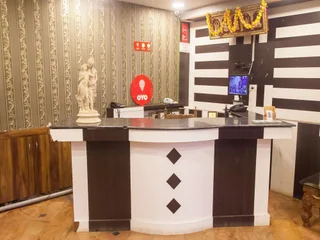 Ути: Hotel Nilgiris Inn