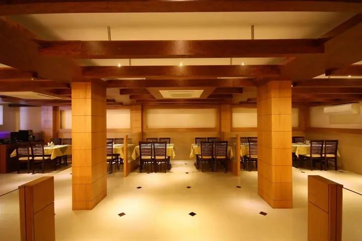 Сриперумбудур: Hotel Crescent Crest Sriperumbudur