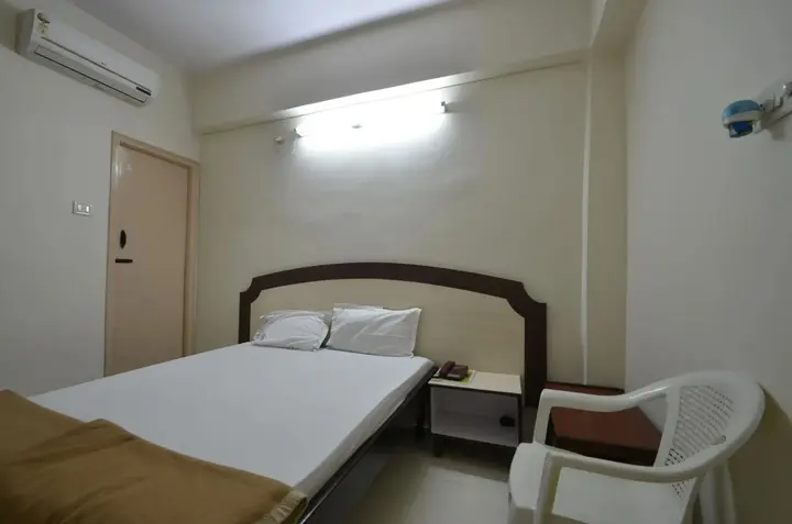 Секундерабад: Hotel Maya Deluxe