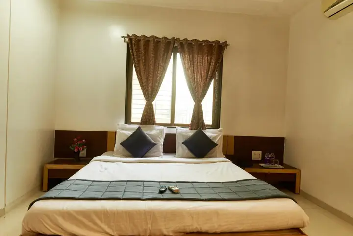 carousel image 5