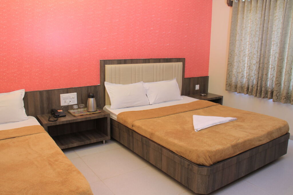 Ширди: Hotel Sai Gurusthan