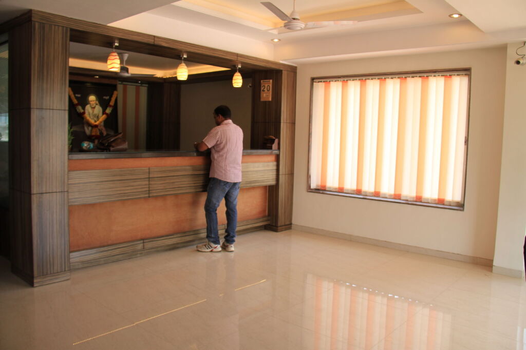 Ширди: Hotel Sai Gurusthan