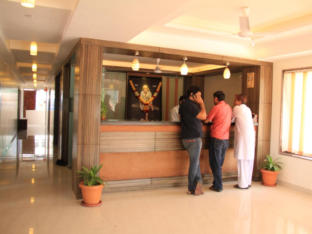 Ширди: Hotel Sai Gurusthan