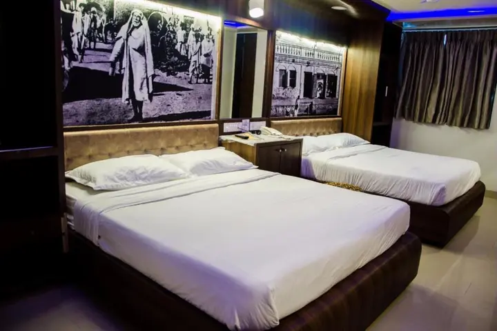 Ширди: Saibaba International Hotel
