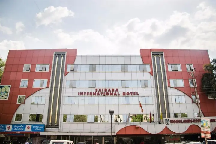 Ширди: Saibaba International Hotel