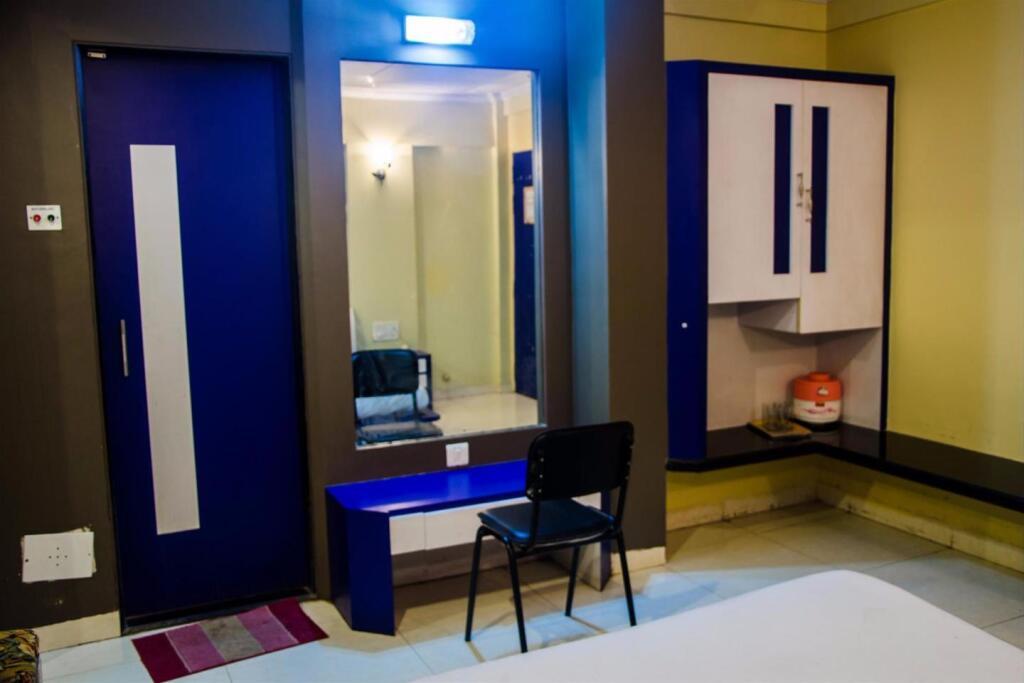 Ширди: Saibaba International Hotel