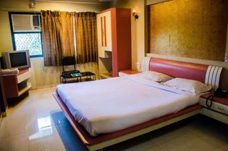 Ширди: Saibaba International Hotel