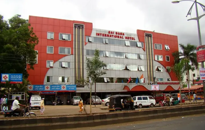Ширди: Saibaba International Hotel