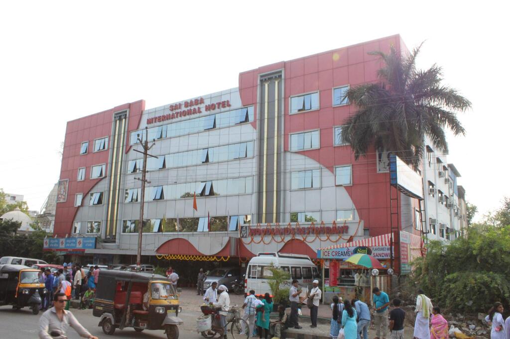 Ширди: Saibaba International Hotel