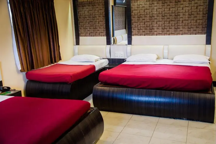 Ширди: Saibaba International Hotel