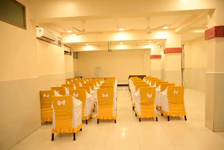Ширди: Hotel Sai Chhatra