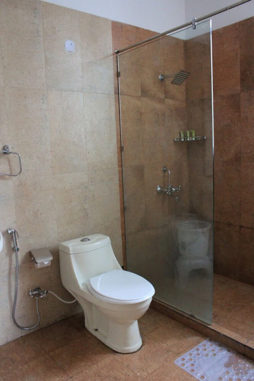 Ришикеш: Hotel Rishikesh Inn By RFH Hotels