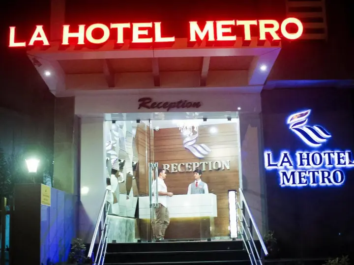 Мумбаи: LA Hotel Metro