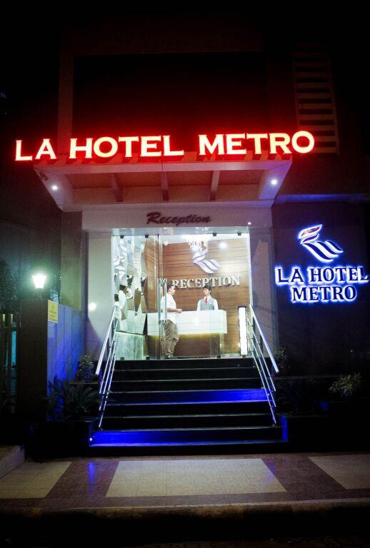 Мумбаи: LA Hotel Metro
