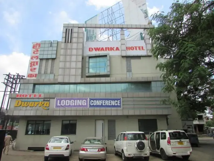 Нашик: Dwarka Hotel