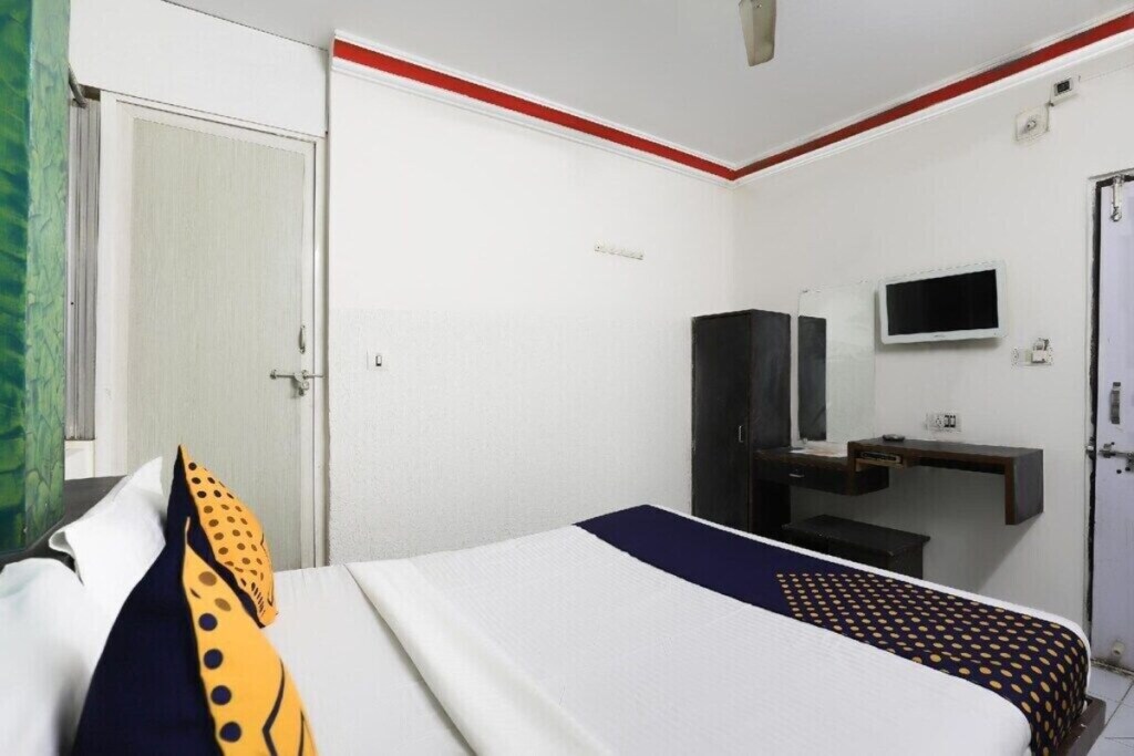 Ахмедабад: Hotel Ashish