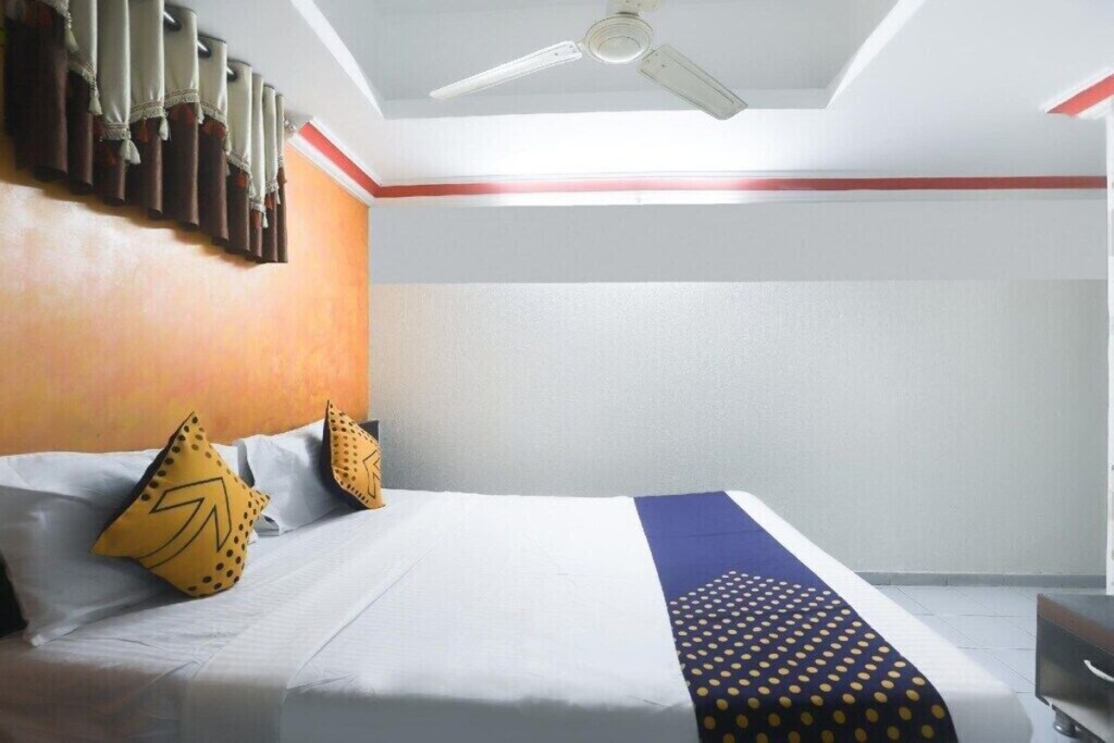 Ахмедабад: Hotel Ashish