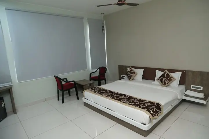 Сазан: Sukh Sagar Gir Resort
