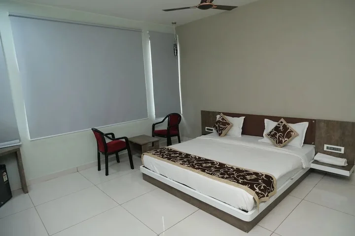 Сазан: Sukh Sagar Gir Resort