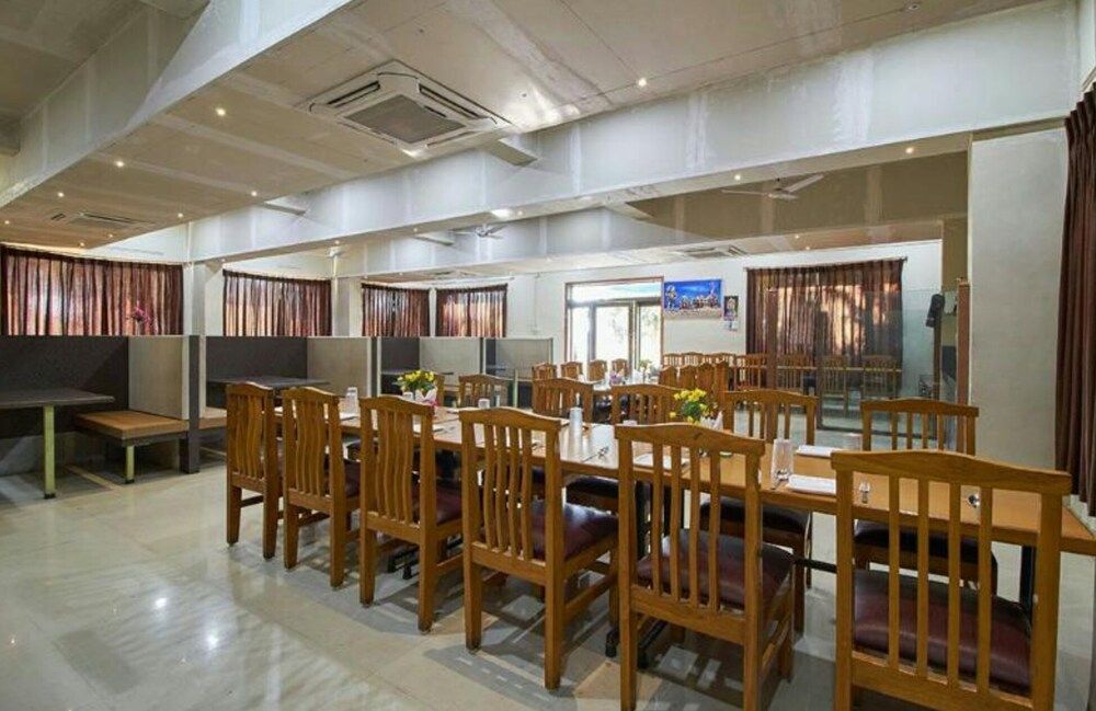 Сазан: Sukh Sagar Gir Resort