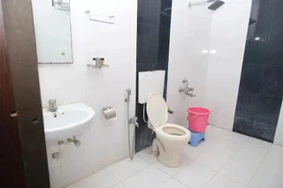 Сазан: Sukh Sagar Gir Resort