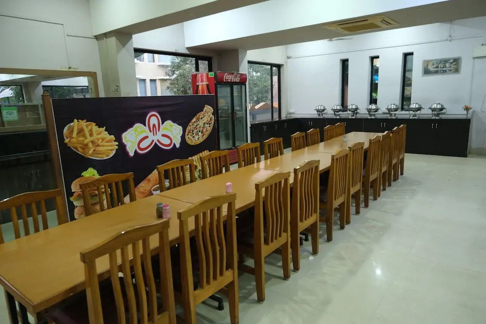 Сазан: Sukh Sagar Gir Resort